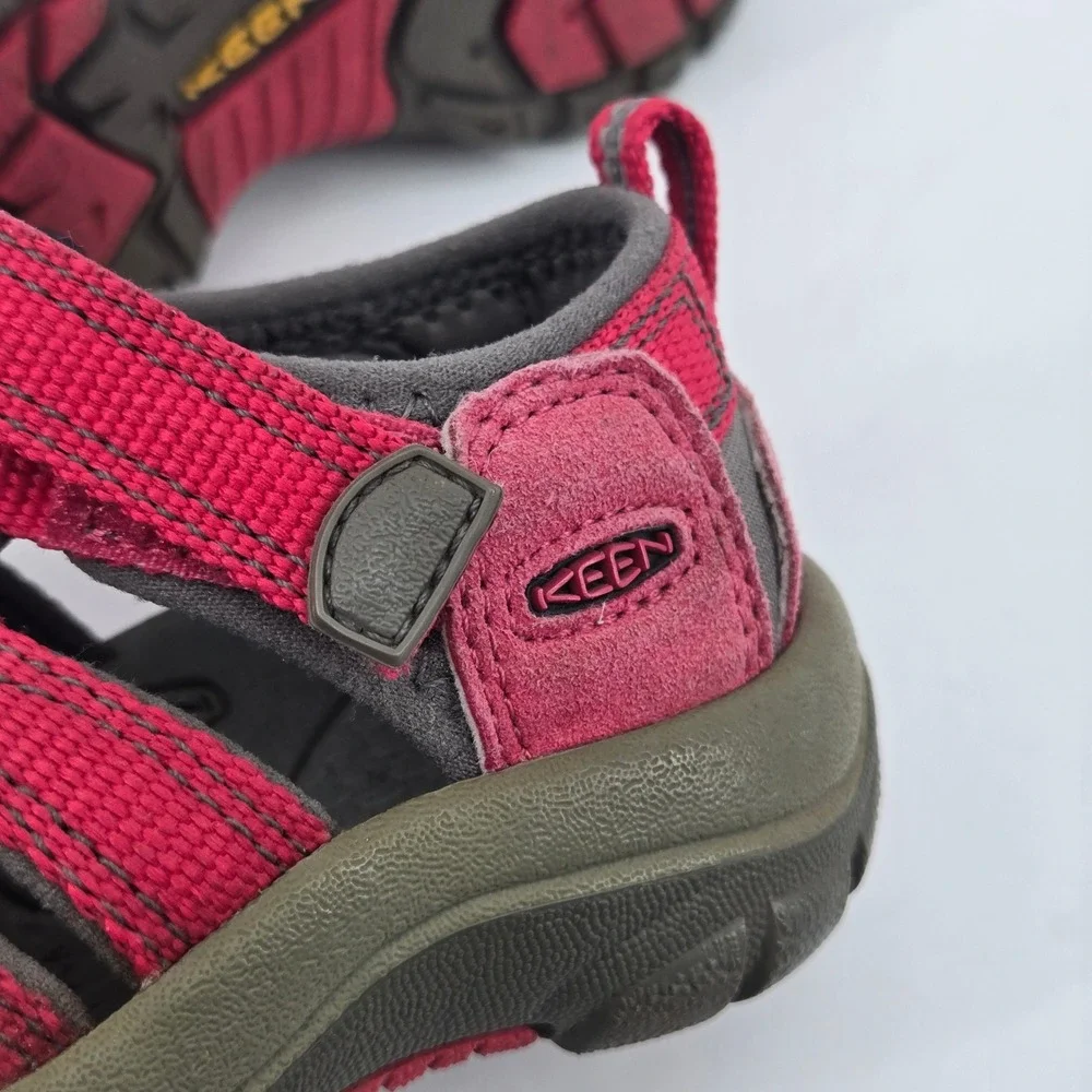 Keen Newport H2 Bright Hot Pink Grey Water Sandals Kids Toddler SZ 8 Waterproof